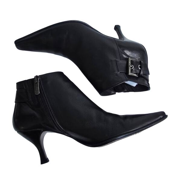 Pointed Toe Boot Donald J Pliner Loni Size 7 Black Leather Side Zip Ankle Bootie - Picture 11 of 11